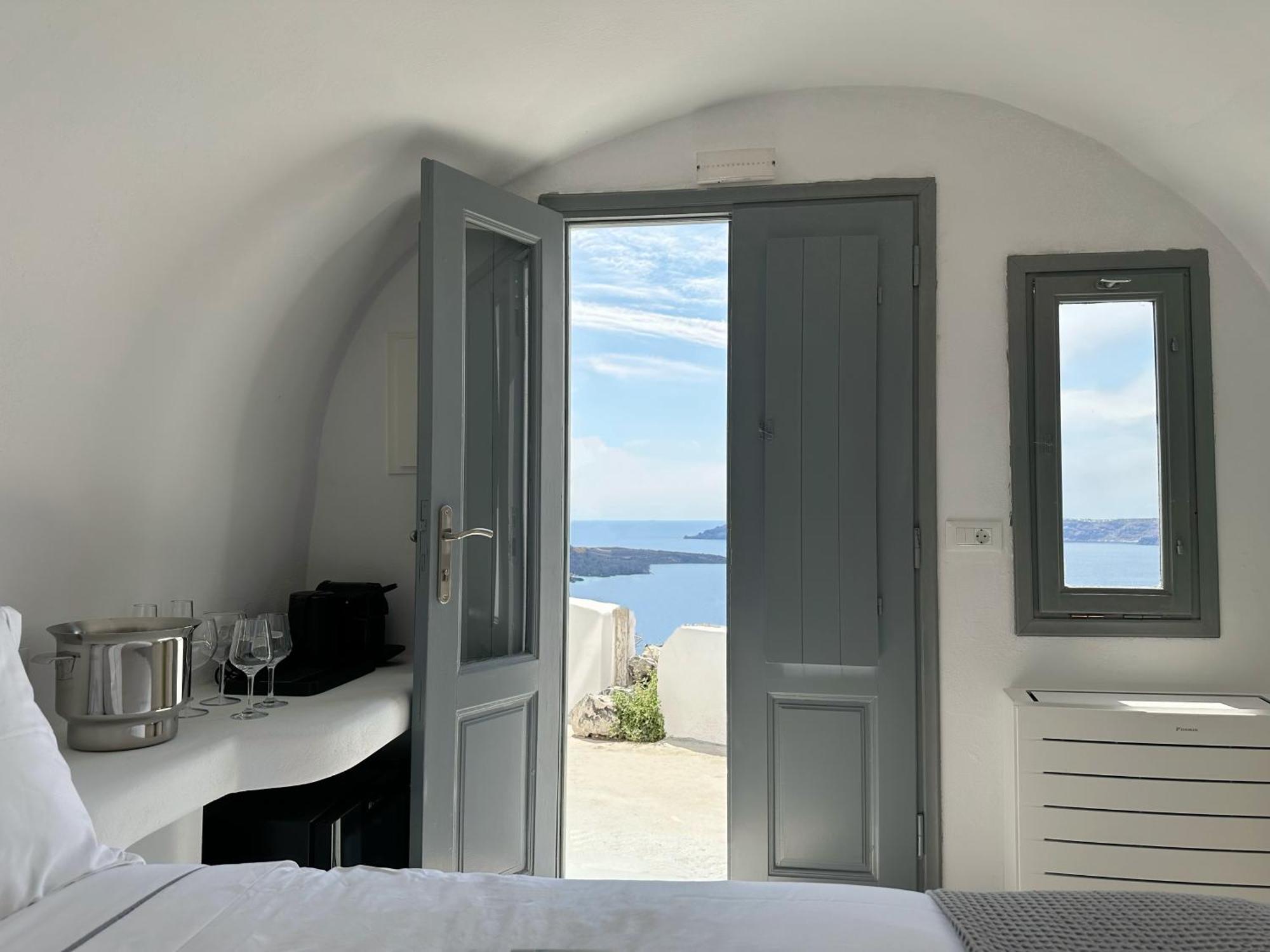 Dagaz Suites Fira  Luaran gambar