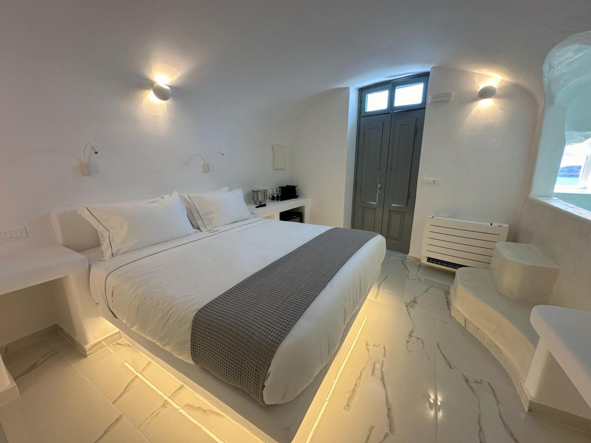 Dagaz Suites Fira  Luaran gambar