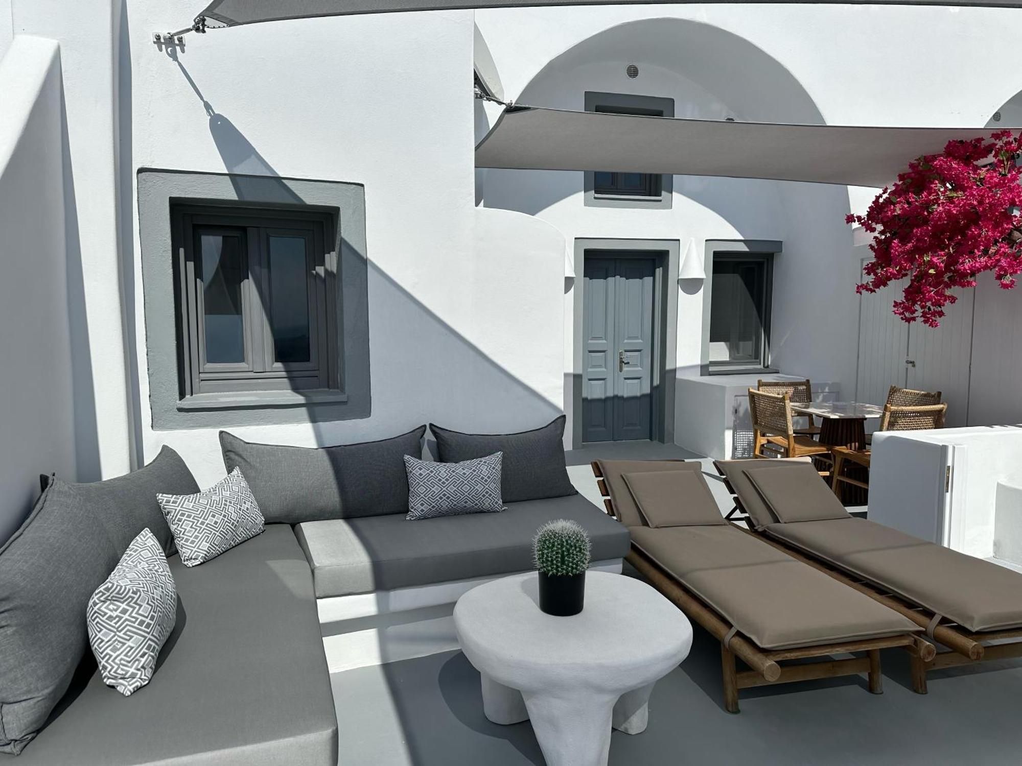 Dagaz Suites Fira  Luaran gambar