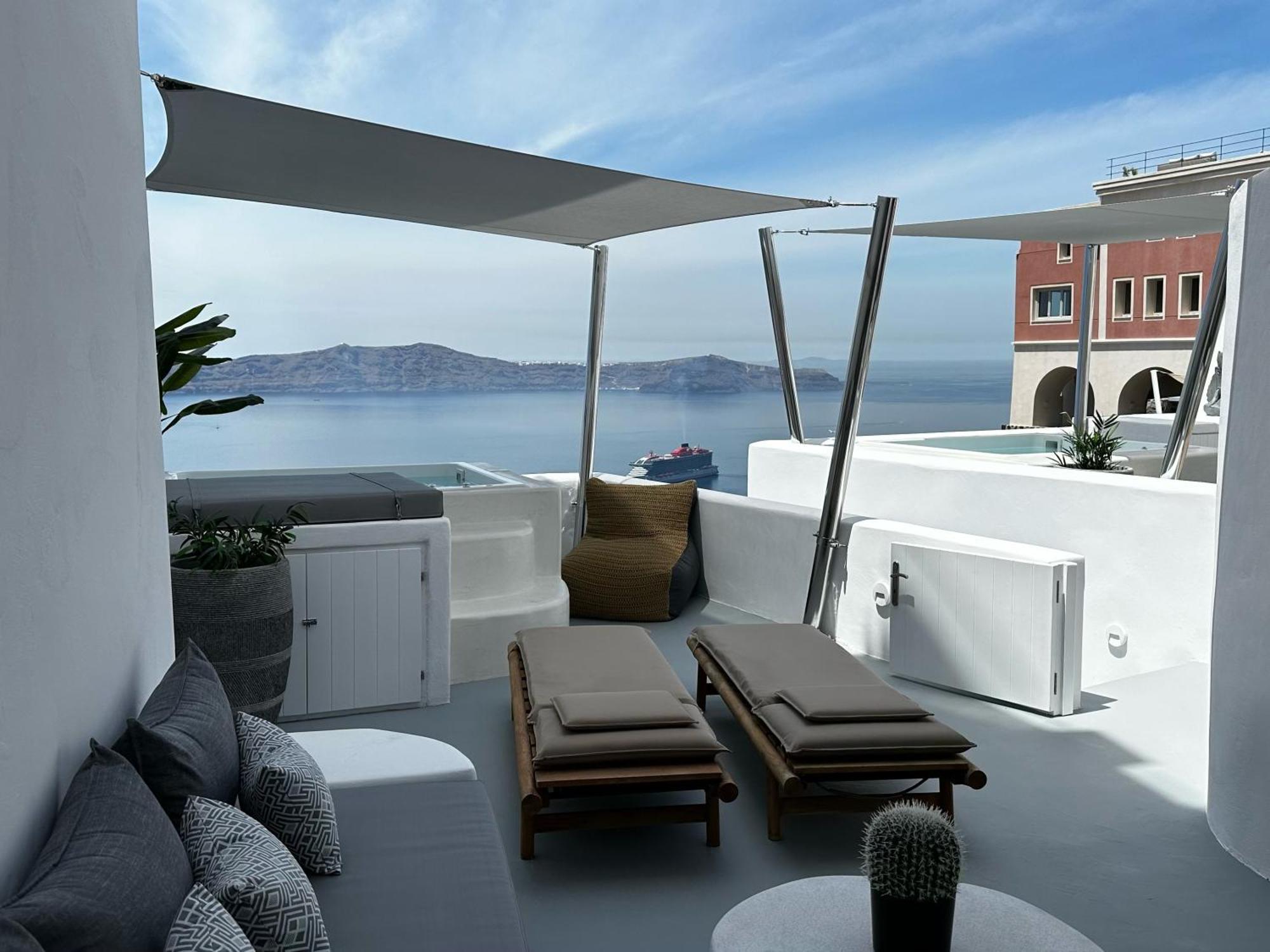 Dagaz Suites Fira  Luaran gambar