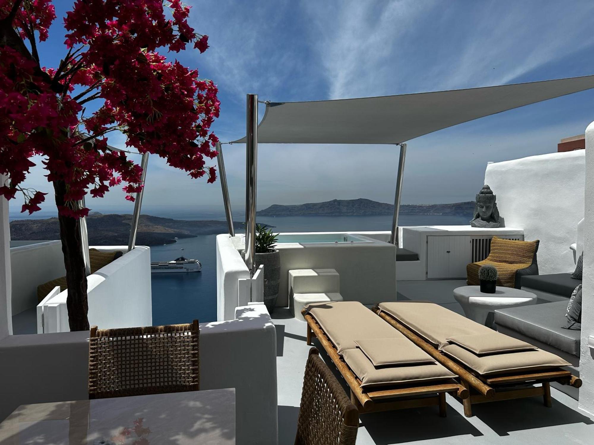 Dagaz Suites Fira  Luaran gambar